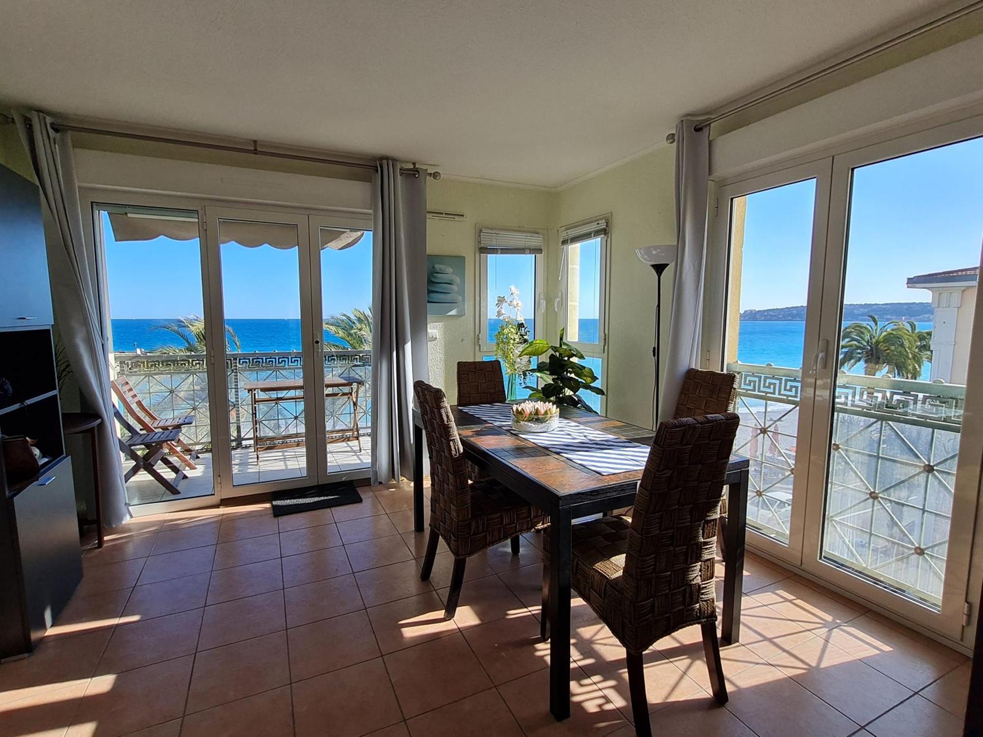 Villa Azzurra Menton Apt Luxe, Front Mer, 4Th Floor Of 5, Wifi, Tvsat, Climate Exteriör bild